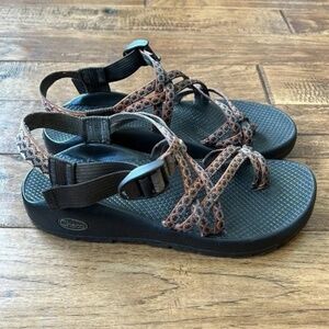 Chaco ZX/2 Adjustable Dual Strap Sandals Outdoor Hiking Casual Womens Size 8